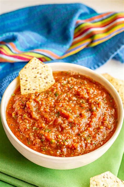 In addition to the ingredients, you'll need a large stock pot or canning tomatoes are already slightly acidic, and only need a little more acid to be safely canned using this method. 5-minute homemade salsa - Family Food on the Table | Recipe in 2020 | Homemade salsa, Easy ...