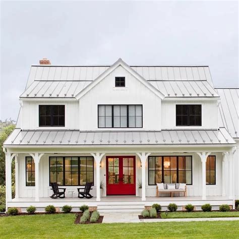 53 Modern Farmhouse Exterior Design Ideas ~ Small