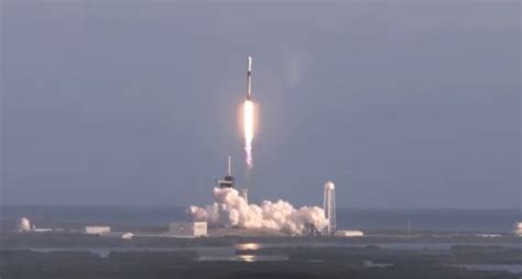 Spacex Successfully Launches Sixth Batch Of Starlink Satellites On Four