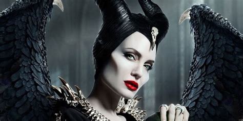 Review Maleficent Reigns In Visually Stunning Disney Sequel Inside The Magic