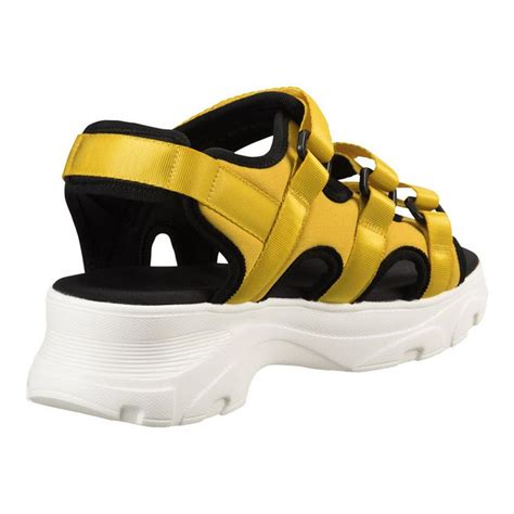 最大10％offクーポン【楽天 お買い物マラソン限定 】 ナイキ キャニオン サンダル canyon sandal ci8797 002 メンズ 厚底 スポーツサンダル ： ブラック nike 2020sandals GU(ジーユー)の「ダッドスポーツサンダル」 - PARTE