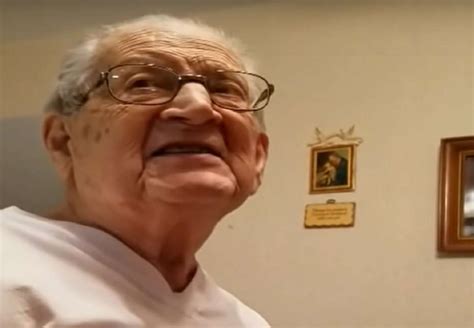 98 Year Old Dad Reacts After Finding Out Hes 98 Year Old In Viral Video