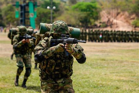 Colombia Dos Militares Colombianos Muertos Y Ocho Heridos En Un