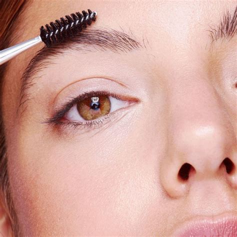 An Experts Guide To Filling In Sparse Thinning Brows Thin Brows