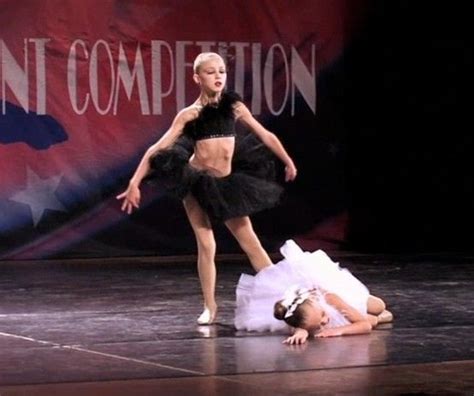 Pin By Nicolas Gibbs On Dance Girls Dance Moms Dance Pictures Mom Challenge