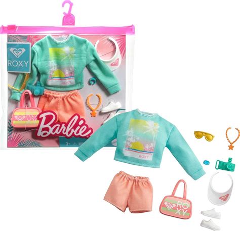 国内在庫 Barbie Storytelling Fashion Pack Of Doll Clothes Inspired By Roxy