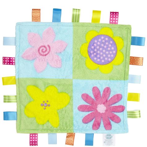 Diy Taggie Blanket For Baby Taggie Blanket Quilting Crafts Security