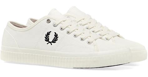 Chaussures Hughes Low Canvas Fred Perry En Coloris Blanc Lyst
