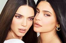 kylie kendall jenner cosmetics sexy beauty pose photoshoot collection campaign launch their makeup beautiful hot instagram kyliejenner thefappeningblog