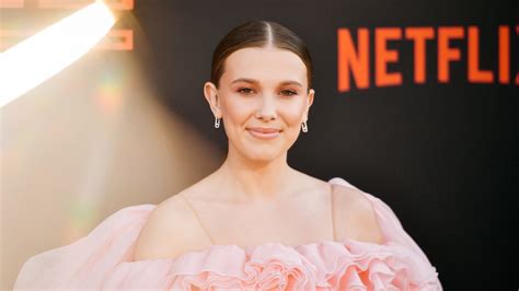 Millie Bobby Brown Went Vanilla Almond Blonde For The ‘stranger Things