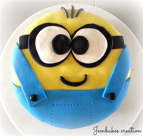Assembly put you supports into place and your base cake board, cover it in a thin layer of buttercream and add your first layer of cake, more. Jembakes...: Minion 2D cake...