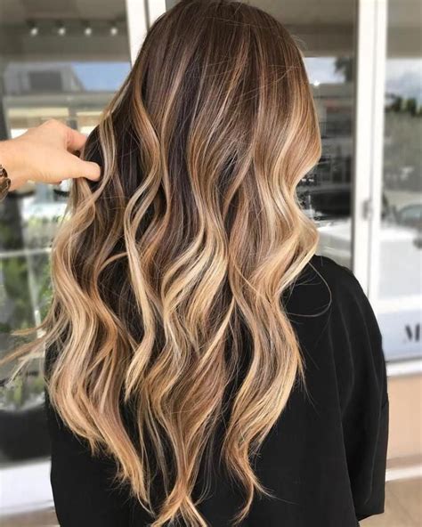 Golden Bronde Balayage For Brown Hair Hairbeauty Chestnut Hair Color