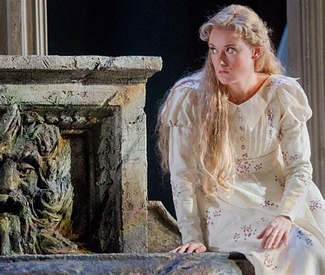 Magdalena kožená (also lady rattle; Opera Chic: Madge Does Melisande @ the Met