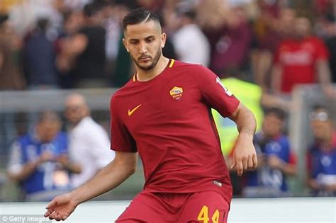 Il 19 maggio 2010 al sesto minuto del primo tempo 5. Chelsea target Kostas Manolas: Who is the Greek defender ...