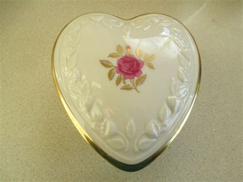 Top 10 best lenox jewelry boxes 2020. Lenox Heart Shaped Jewelry/Trinket Box from ...