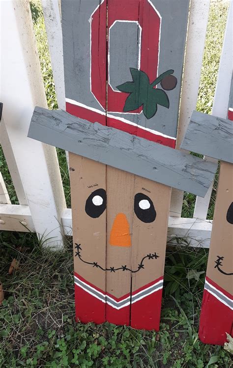 720 x 960 jpeg 78 кб. Ohio state scare crow | Crafts, Decor, Scarecrow