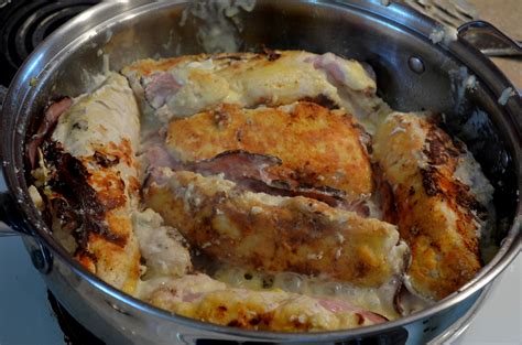 Simply prep it in the morning, set the crockpot on low, and come back home to a beautiful meal, with nutritious chicken and a creamy sauce. Crock Pot Chicken Cordon Bleu - Humorous Homemaking
