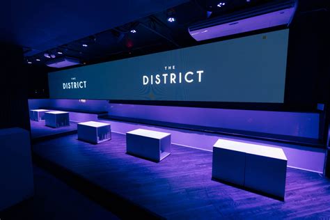 The District - Honolulu Nightlife, Waikiki Nightclub, Nightclub in
