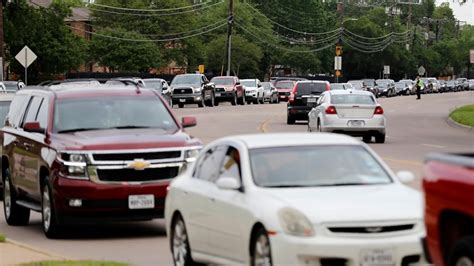 Casa view christian church, 2230 barnes bridge rd., dallas tx 75228 UNT Dallas, North Texas Food Bank launch 2nd drive-thru ...