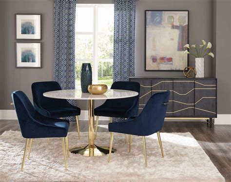 They typically have a green forehead, fading into a teal blue that covers the nape, back, tail, and wings. Blue and gold interior design ideas - add a touch of glamour to your home