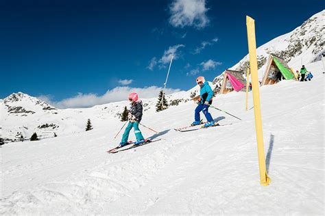 Obertauern, 0.3 km bis zentrum. Schneesicherstes Skigebiet in Österreich Wintersaison ab ...