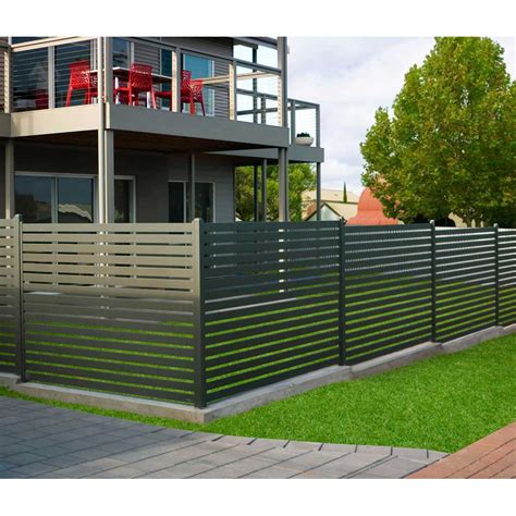 1 x vertical support rail top cap details Horizontal Slat Fencing - Aluminum - Easy to install | Stratco USA