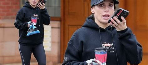 Coleen Rooney Shows Off Her Figure In Skintight Leggings On Coffee Run