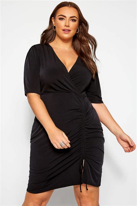 Yours London Robe Noire Pliss E Cache Coeur Grande Taille Yours Clothing