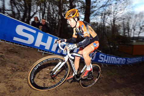 Denise betsema (23 january 1993) is a cyclocross rider from netherlands. HOW TO GET THE PERFECT CYCLOCROSS BIKE FIT | Full Speed Ahead