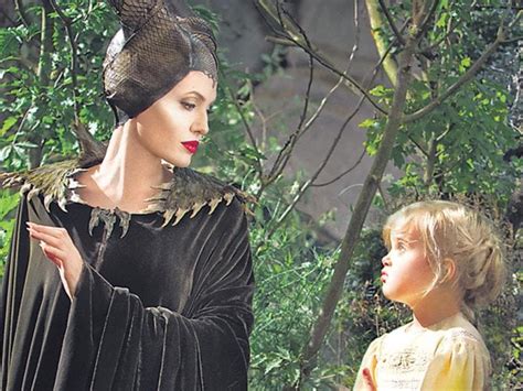 Angelinas Daughter Vivienne Debuts With Mom In Maleficent Hindustan