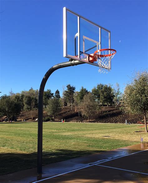 Heavy Duty Outdoor Gooseneck Basketball System W Acrylic Backboard