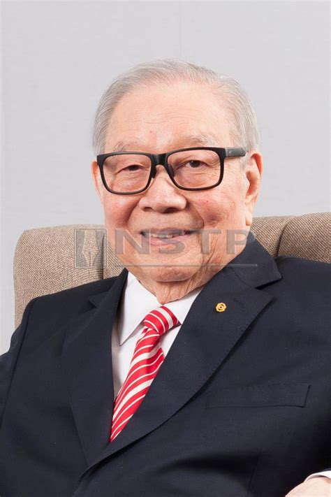 Tan sri teh hong piow to step down as public bank chairman on january 1, 2019; Public Bank falls 5pc to RM1.4 billion in 4Q 2018 | New ...