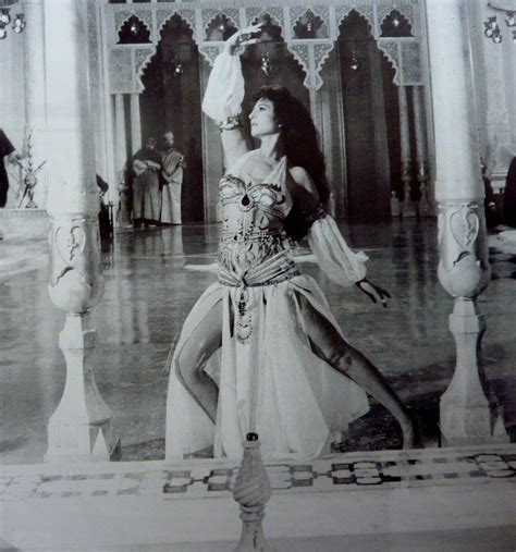 naima akef a famous egyptian actress and belly dancer during the egyptian s cinema golden age