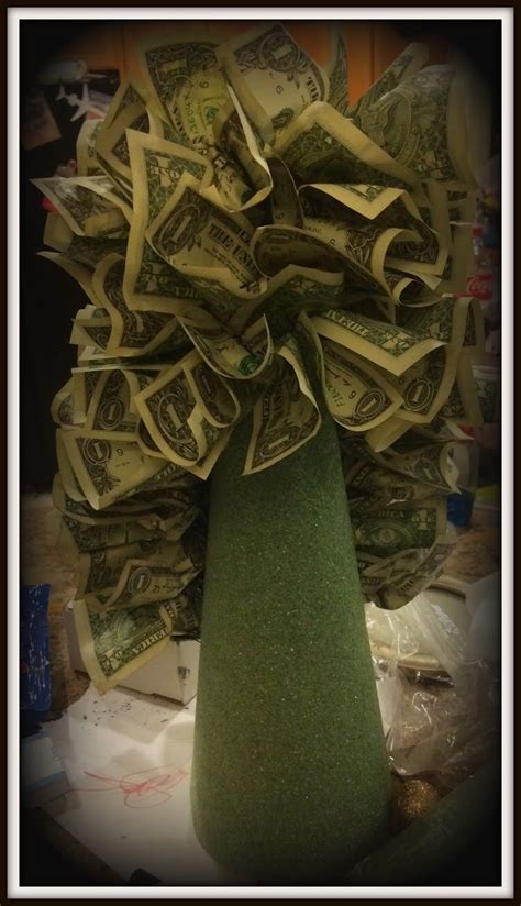 Check spelling or type a new query. DIY Christmas: Money Tree, a creative cash gift | Cash ...