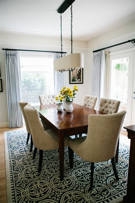 Transitional Dining Room With Blue Rug Hgtv