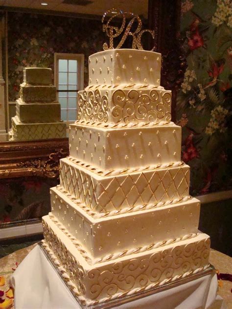The Big Wedding Cakes Can Become Your Choice When Making About Wedding