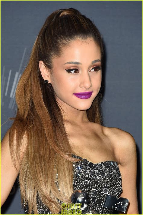Ariana Grandes My Everything Shoots To The Top Of The Itunes Charts Photo 3182704 Photos