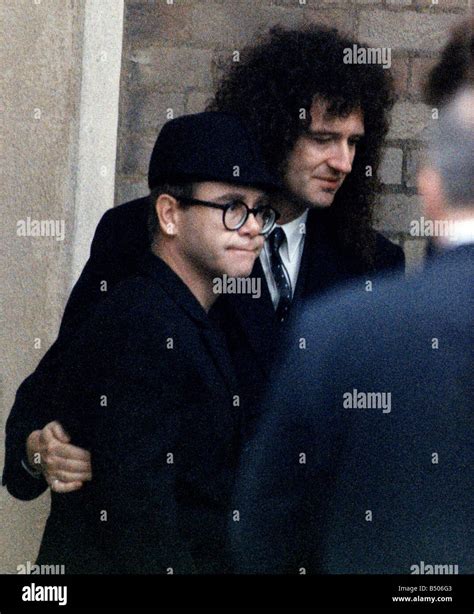 elton john freddie mercury funeral how did princess diana and elton john become such close