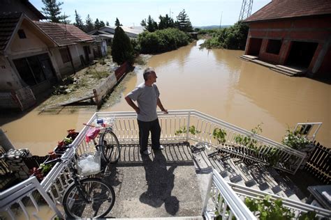 Photos Of Flooding In Serbia And Bosnia Business Insider