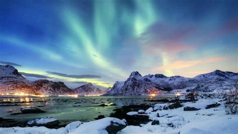 Everything You Need To Know To See The Northern Lights