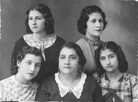 And i remember the whole buendia family tree they have no families, no close relationships, no love, no hate, they aim for nothing and there is nothing to aim for anyways. Rosa Victoria Doig Buendia (1909 - 1996) - Genealogy