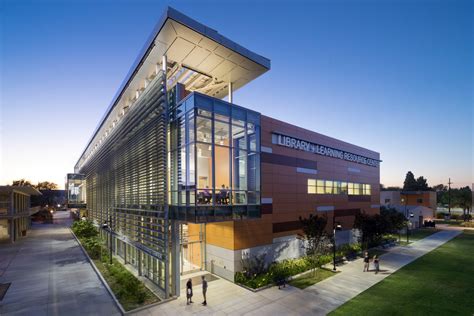Laccd Harbor College Library And Learning Resource Center By Dlr