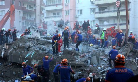 İzmir buca ve bayraklı'dan deprem görüntüleri! İzmir'deki depremde can kaybı 95'e yükseldi | TOKİ Haber