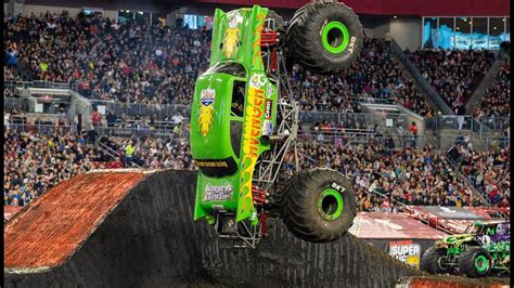 Tampa Fl Highlights Monster Jam Youtube