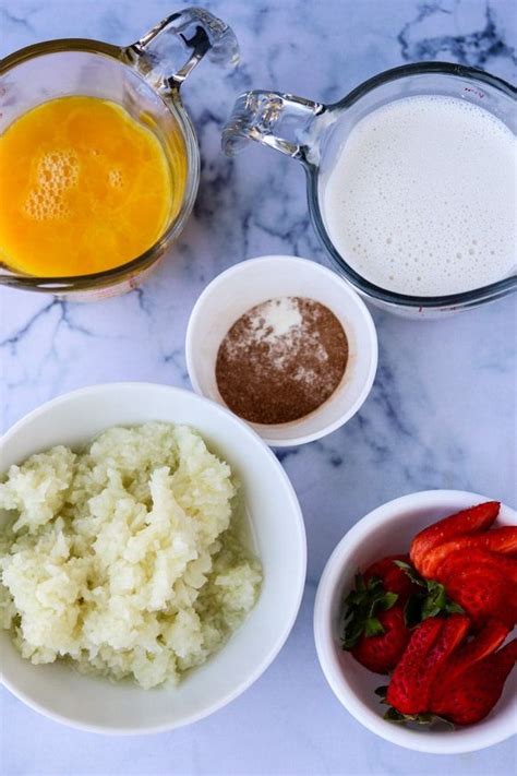 In a large bowl, combine pecans, oats, whey protein, hemp hearts, chia seeds, cinnamon, pumpkin pie spice, baking powder, and salt. Low-Carb Chocolate Cauliflower "Noatmeal" Oatmeal | Recipe ...