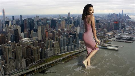 Giantess In Ny By Lowerrider On Deviantart