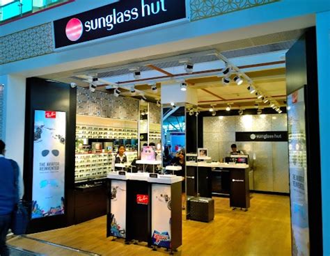 Sunglasses Hut At Delhi Airport