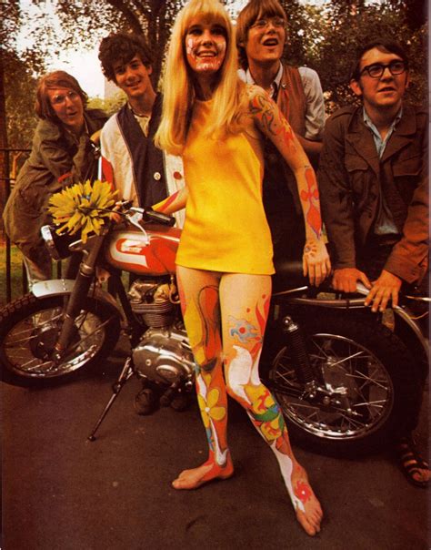 Cheetah Magazine1967 Psychedelic Fashion 60s Mini Dress Hippie Style