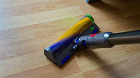 Dyson V Detect Absolute Test Staubsauger Mit Laser Staubdetektor