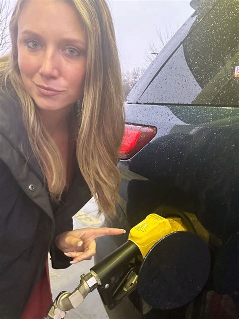 Helena Jette On Twitter Filling Up E85 Flexfuel On A Super Rainy